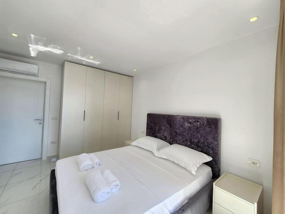 Tirana City Center Penthouse Oasis Εξωτερικό φωτογραφία