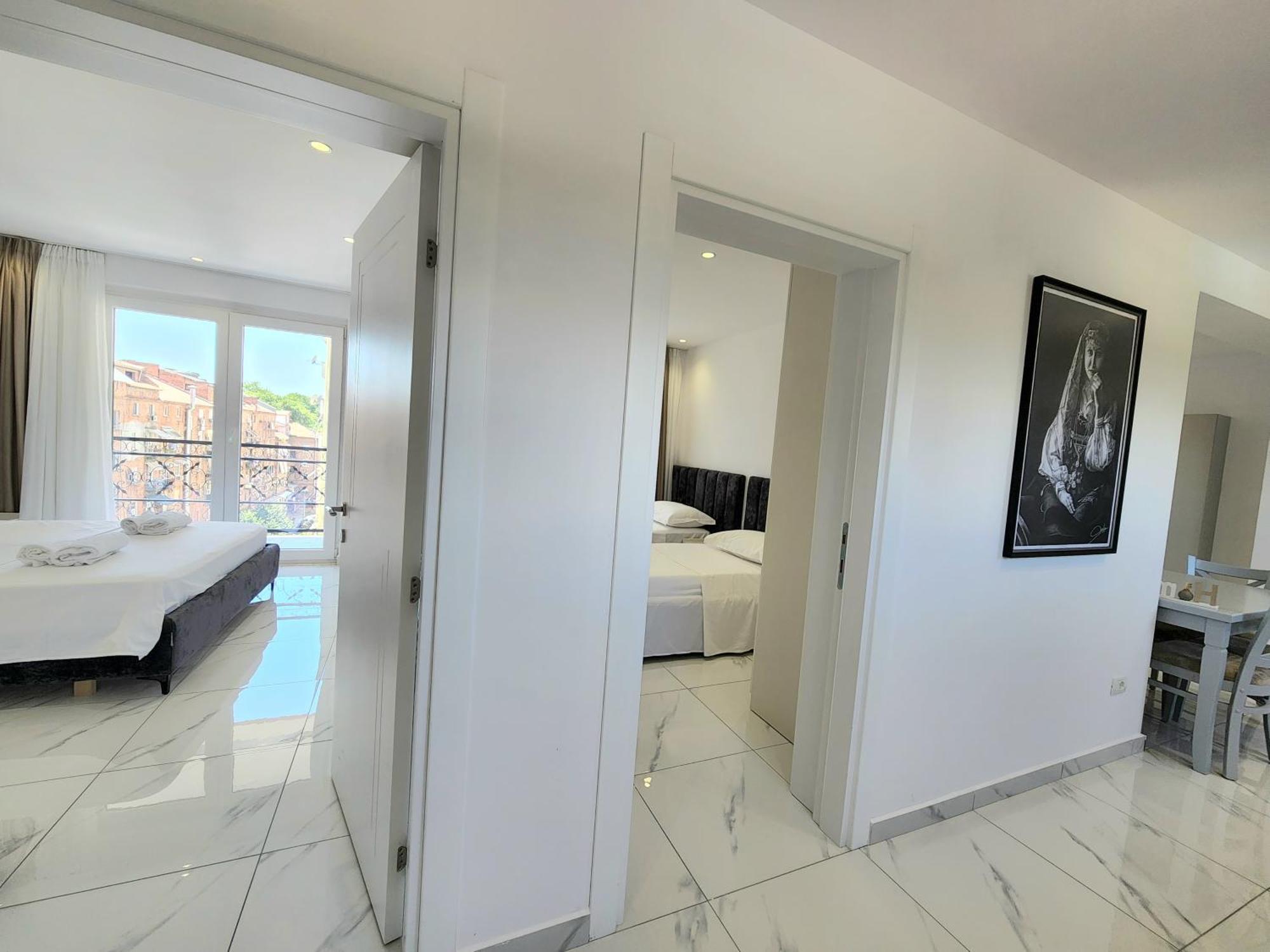 Tirana City Center Penthouse Oasis Εξωτερικό φωτογραφία